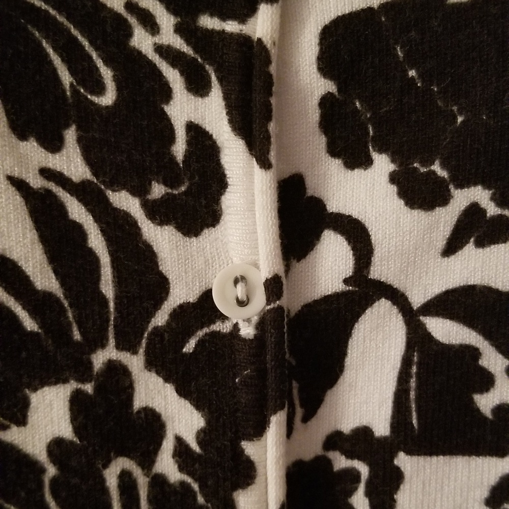 Cardigan/Sweater - Picture 3 of 6